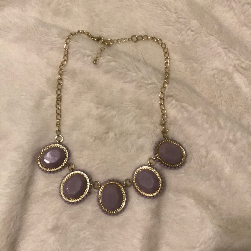 Statement necklace